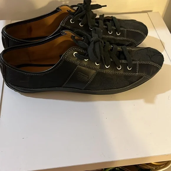 NWOT COACH SUEE BLACK MONOGRAM SNEAKERS SIZE 12 - Picture 2 of 6